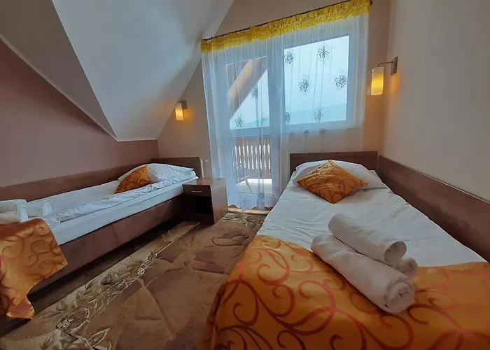 Pensjonat Zielone Wzgórze W Bolesławowie 3*